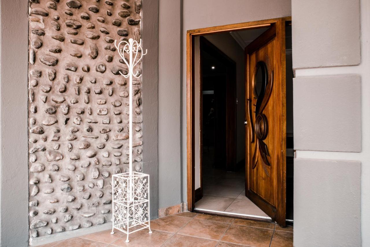 Pinehaven Bed And Breakfast Newcastle Zewnętrze zdjęcie
